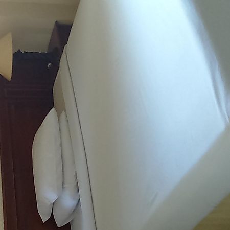 Archie Hotel テルナテ エクステリア 写真